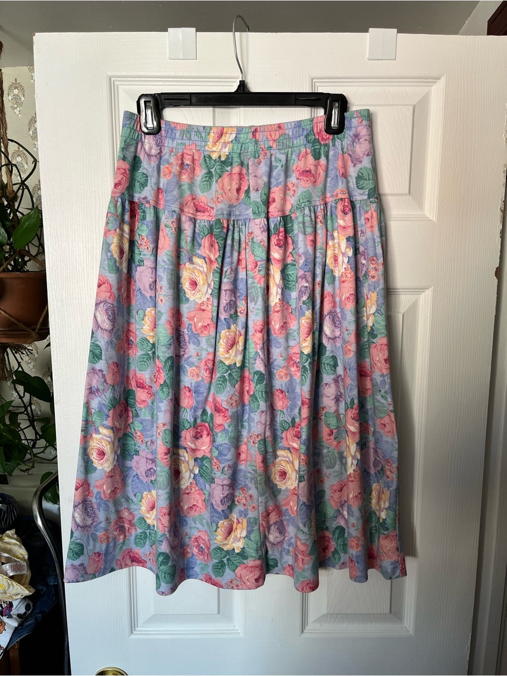 Vintage 1980s Floral Nannycore Cottagecore Midi Pastel Skirt - Size Medium 29”W